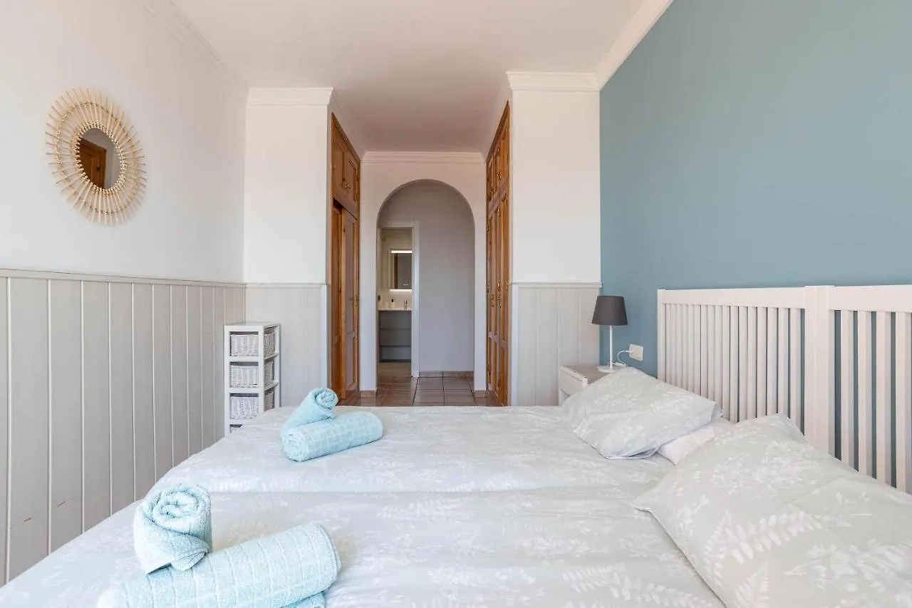 Sunny Apartment Frontline Burriana Nerja