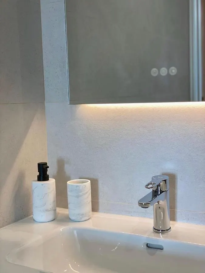 Sunny Apartment Frontline Burriana Nerja 0*,
