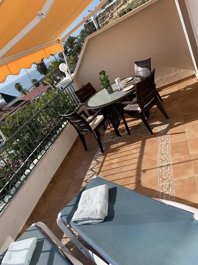 Sunny Apartment Frontline Burriana Nerja